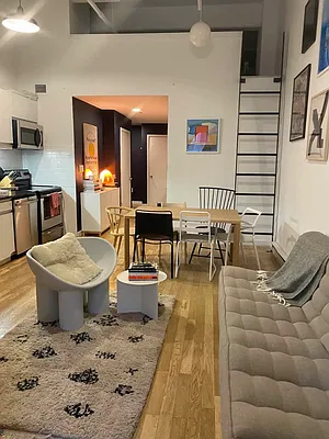 Rented by Compass | media 10