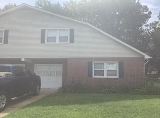 487 Century Ct, Virginia Beach, VA 23462