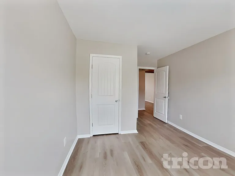 514 Kerriann Ln — Photo 13