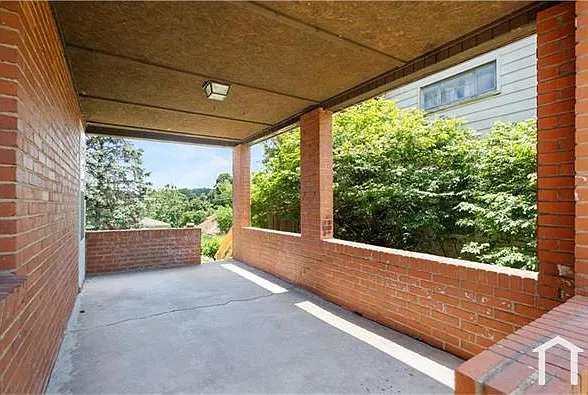 3 bed, $1,800 — Photo 4