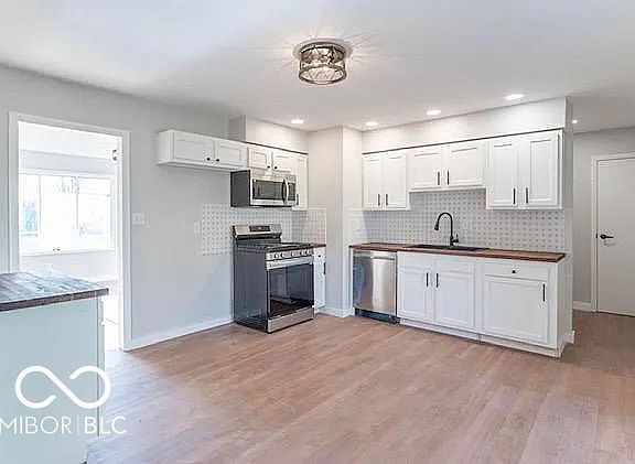 4th image of 10138 Catalina Dr