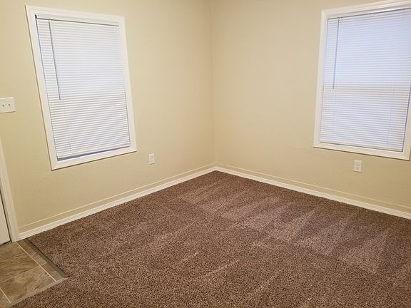 5th image of 322 W Pine St