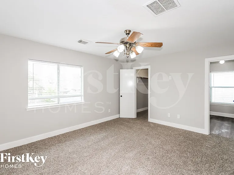 256 Rolling Brook Dr — Photo 9
