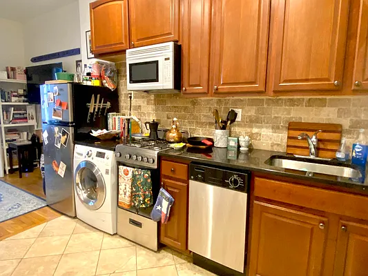 Rented by Corcoran | media 14