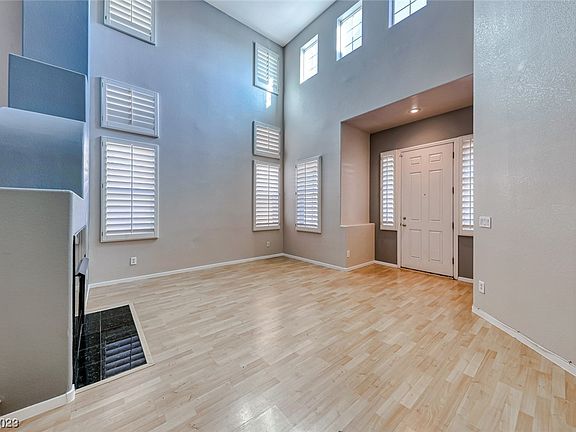 4th image of 4648 Maxwell Peak Ct