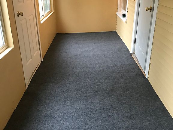 5th image of 224 Page St NE