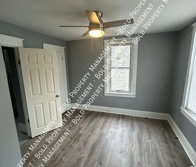 1132 Cotton St #5 — Photo 4