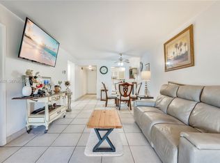 Wellington Manor Condo In, Coral Springs, FL 33065