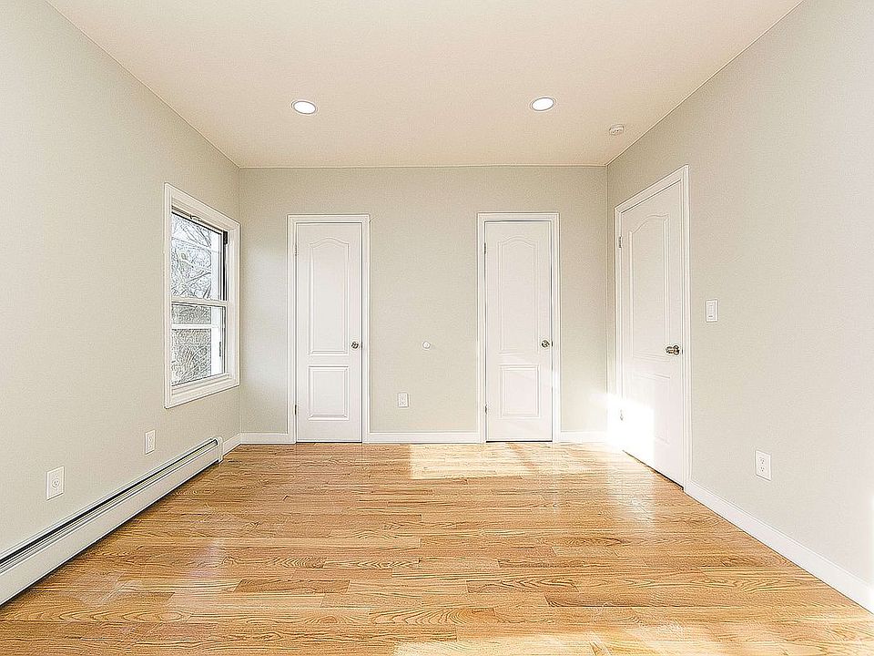 1st image of 110-29 159th St
