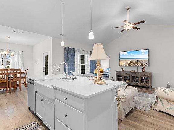 5th image of 655 Rycola Circle