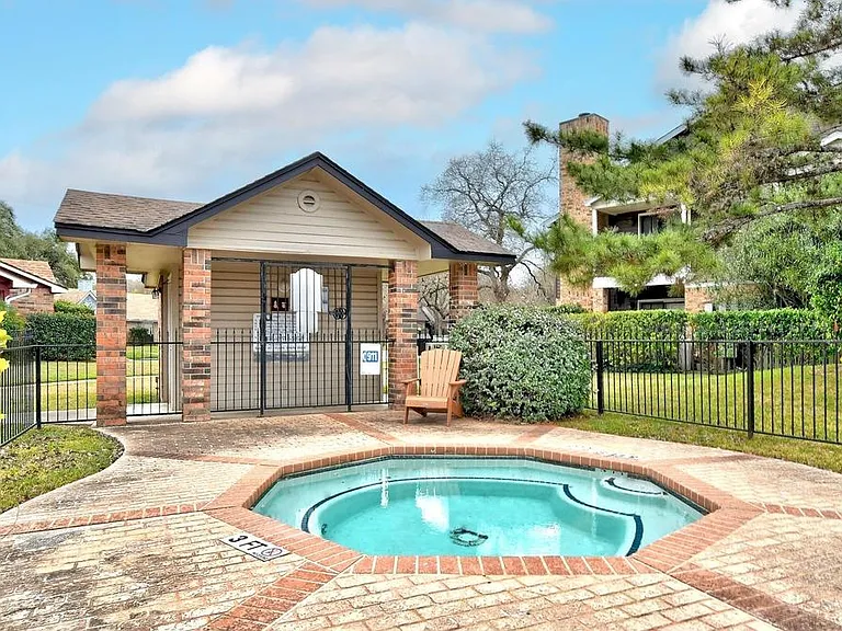 1601 Faro Dr #1003 — Photo 32