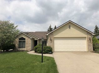 636 Pellston Ct, Fort Wayne, IN