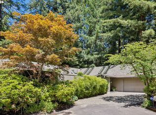1049 Northshore Pl, Lake Oswego, OR 97034