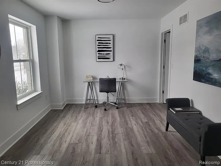 2917 Summers Pl — Photo 4
