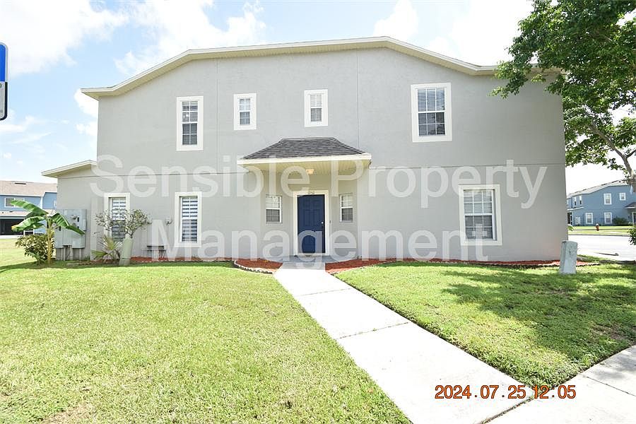 1st image of 12511 Kings Crossing Dr