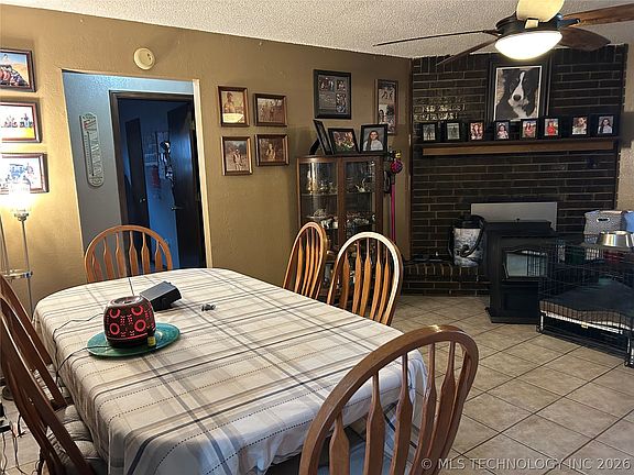 5th image of 2408 Sarah Ln