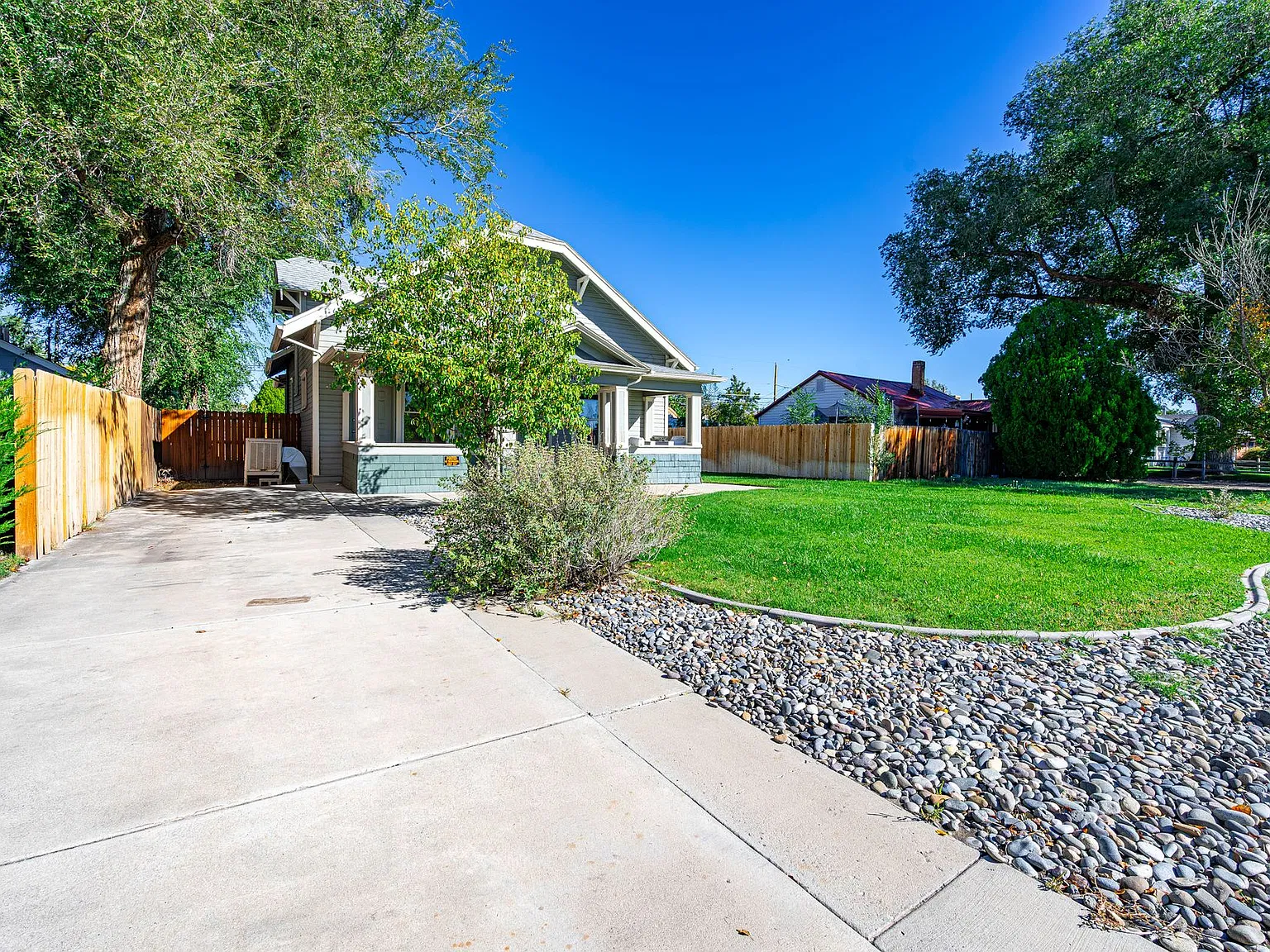 4 Bed 2 Bath Centrally Located in Grand Junction — Photo 2
