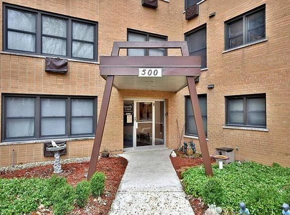 2nd image of 500 Washington Blvd APT 406