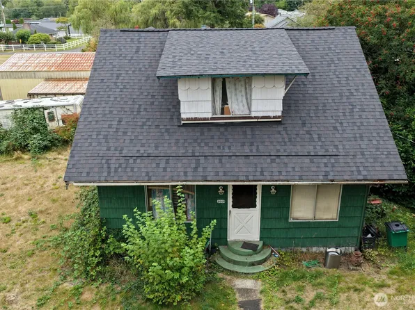 1010 Godfrey Street, Raymond, WA 98577