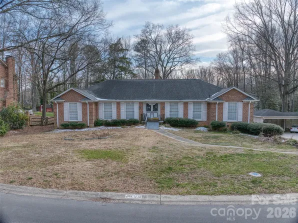 3100 Wamath Dr, Charlotte, NC 28210