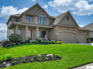 12059 S 79th St, Papillion, NE 68046