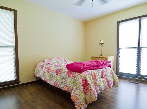 5th image of 139 Robinwood Dr