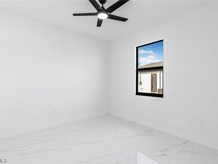 3604 29th St SW — Photo 16