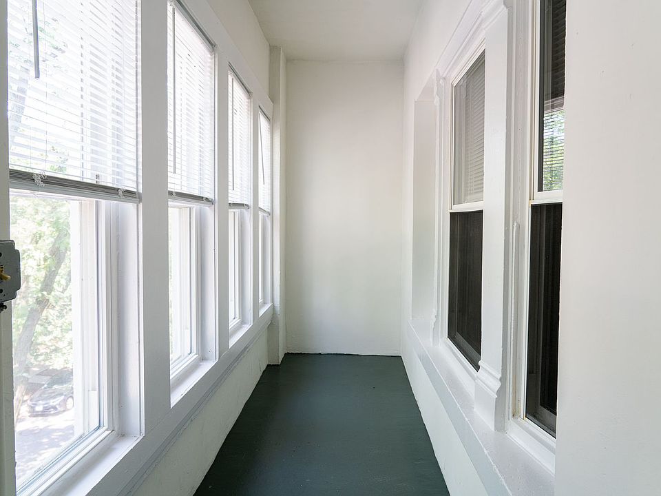 1st image of 5007 N Glenwood Ave #3