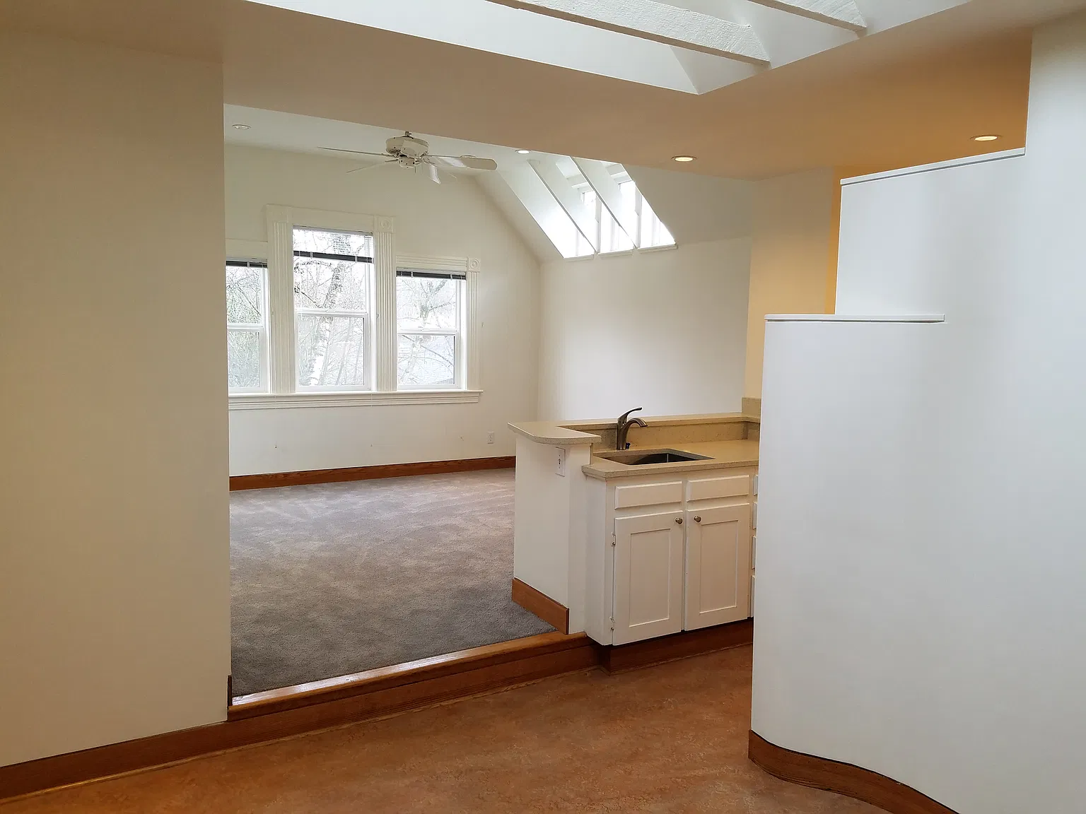 2 bed, 720 sqft, $2,110 — Photo 1