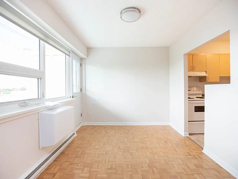 1155 Grant Ave — Photo 16