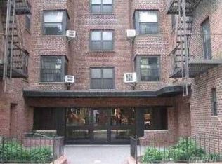3060 Whitestone Expy, Flushing, NY 11354
