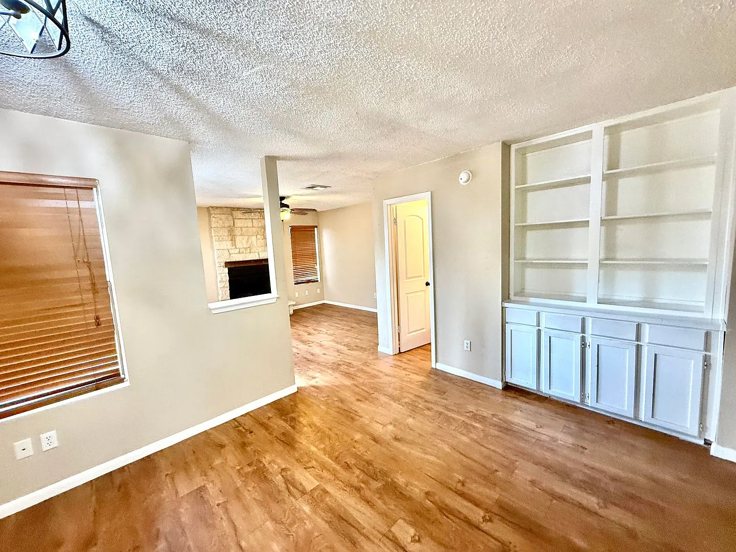 Townhome for Lease in North Austin! — Photo 4