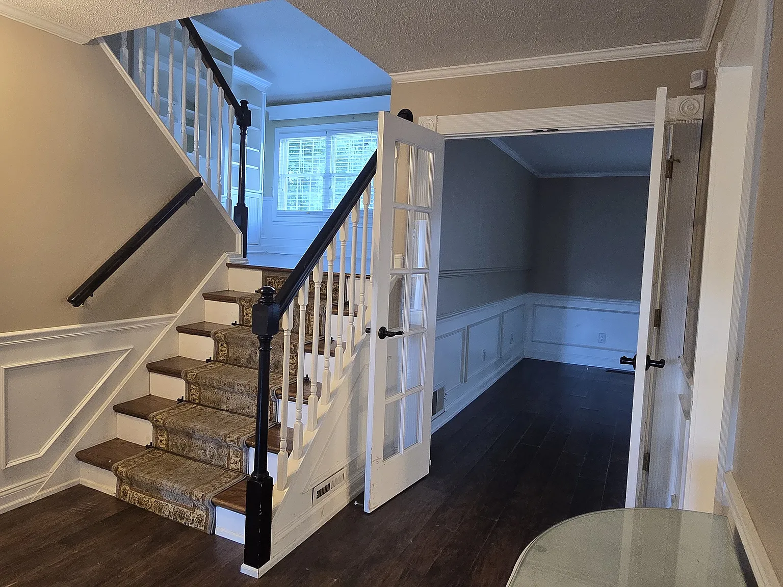 3 bed, 1.5 bath, $3,000 — Photo 3