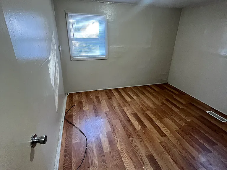 1822 Melrose Ave NW — Photo 12