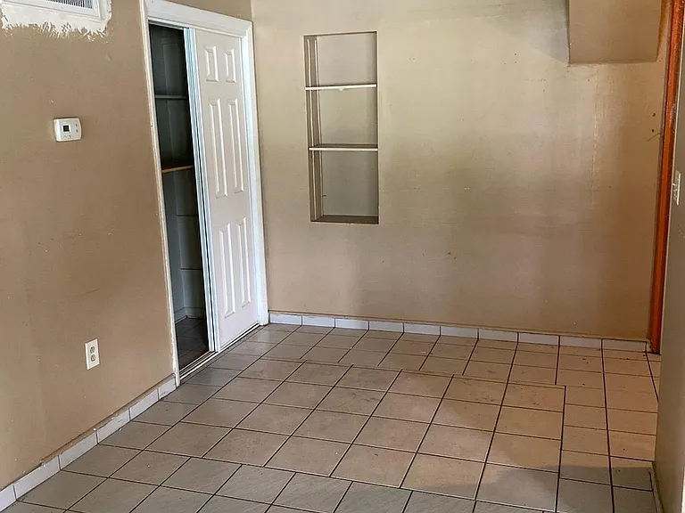 2764 Starlite Ln — Photo 4