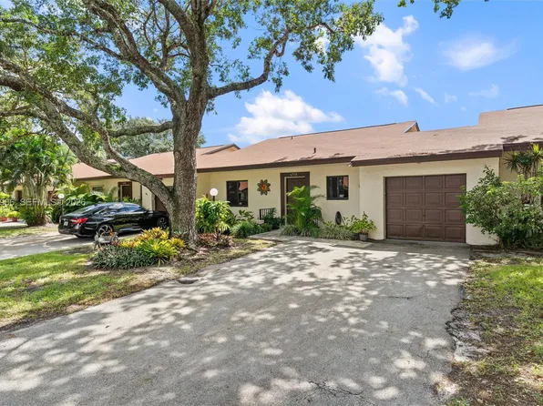 6710 S Parkway Dr #3-11, Margate, FL 33068