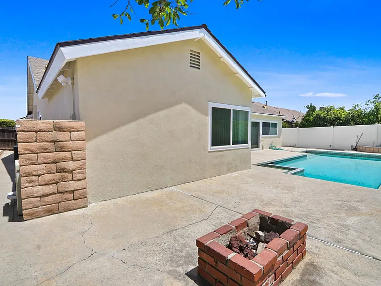 16956 Flower Vale Ln — Photo 18