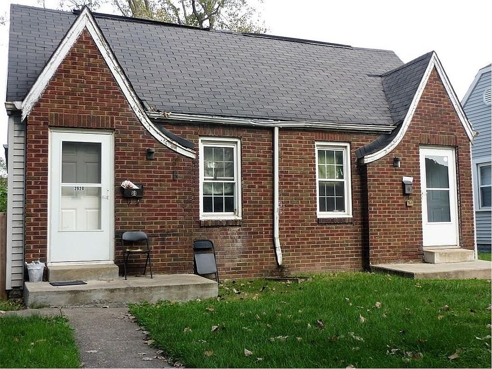 2nd image of 2934 E 19th St