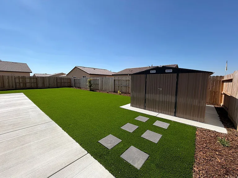 1696 Hume Lake Ave — Photo 12