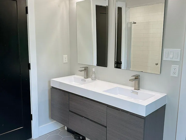 Master bath vanity.