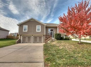 10622 N Marsh Ave, Kansas City, MO 64157