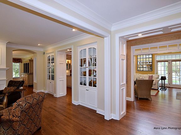 2nd image of 1401 E Prairie Ave