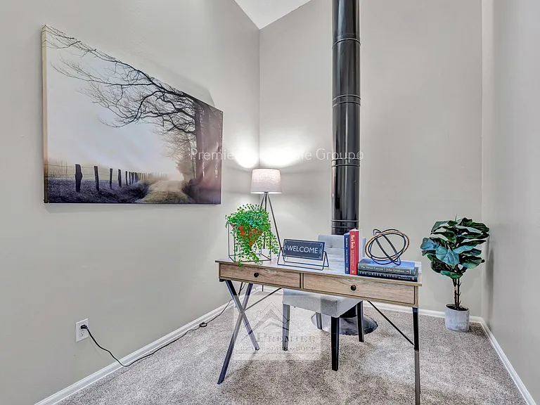 806 London Green Way — Photo 18