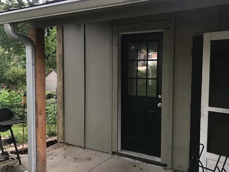 711 N Church St #A — Photo 1