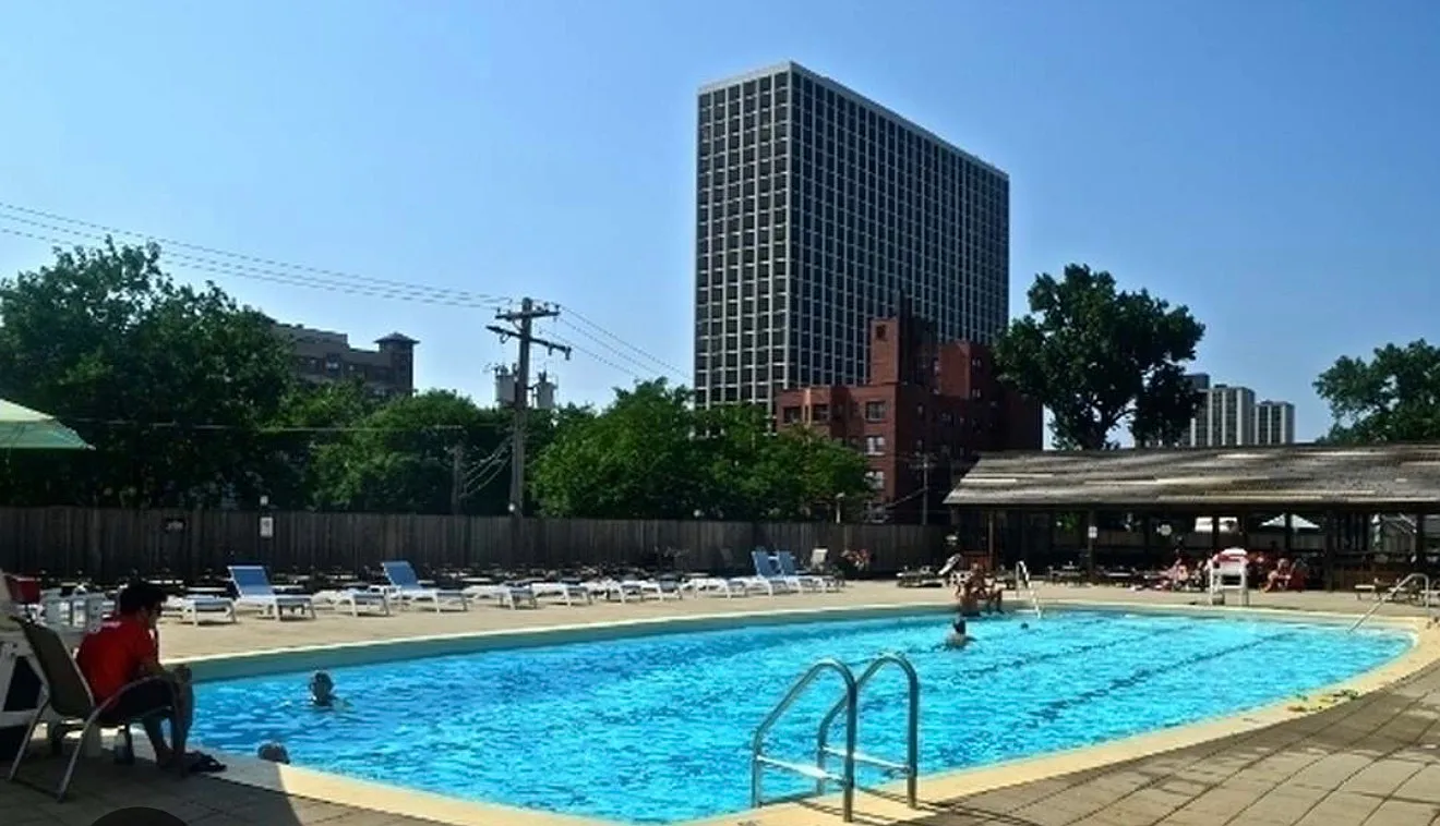 1 bed, 900 sqft, $2,200 — Photo 1