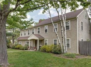 5 Riverview Rd, Hingham, MA 02043