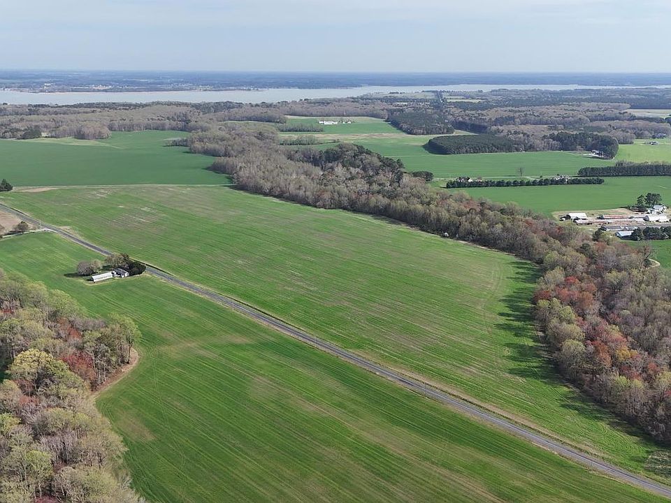 1st image of 3750B Windy Hill Rd