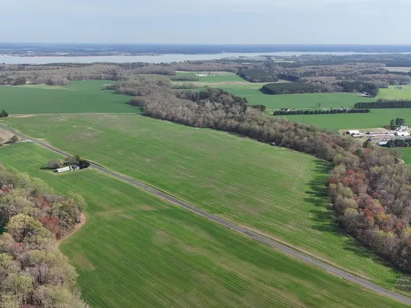 3750B Windy Hill Rd, Trappe, MD 21673