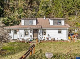 42307 N River Dr, Sweet Home, OR 97386