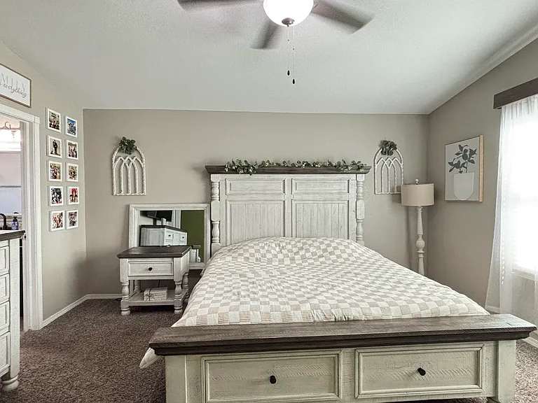 11613 Flor Galatea Way — Photo 17